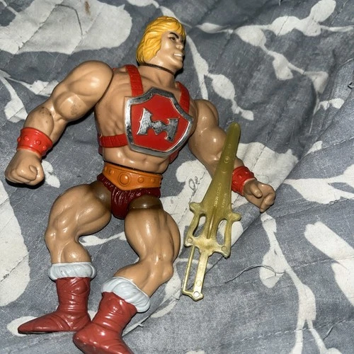 Vintage He-Man Thunder Punch He-Man Action Figure MOTU 1984 Sword