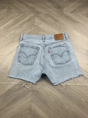 Levi’s Wedgie Straight High Waist Denim Shorts Bleu Clair Effiloché S Femme - Photo 1/4
