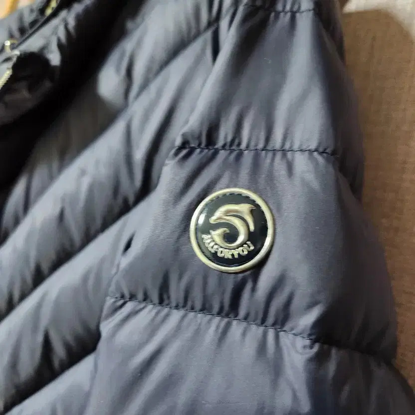 Lightweight Goose Down Padding, Size 100, Gently … - image 2