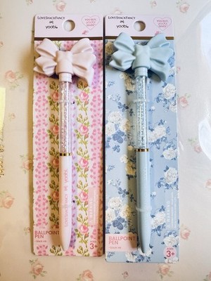  Love Shack Fancy x Target  Bow Topper Novelty Ballpoint Pens Set, Blue & Pink