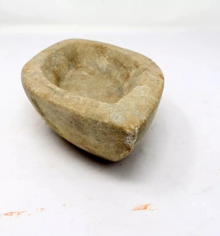 Antigua olla picadora de especias mortero de cocina tallada a mano de piedra de mármol rara Foto 4 de 4