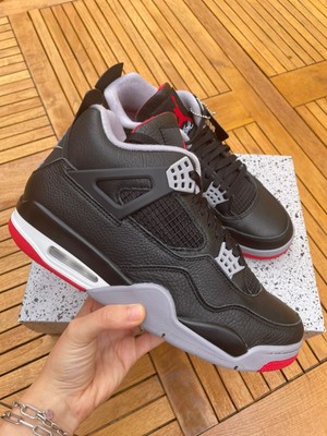 Jordan 4 Bred Reimagined 44 EU (FV5029-006) new never worn deadstock
