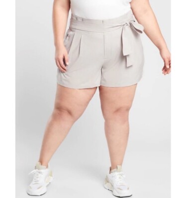 Athleta Skyline II Shorts In Abalone Cream Belted Pleated Plus Size 26 NWOT