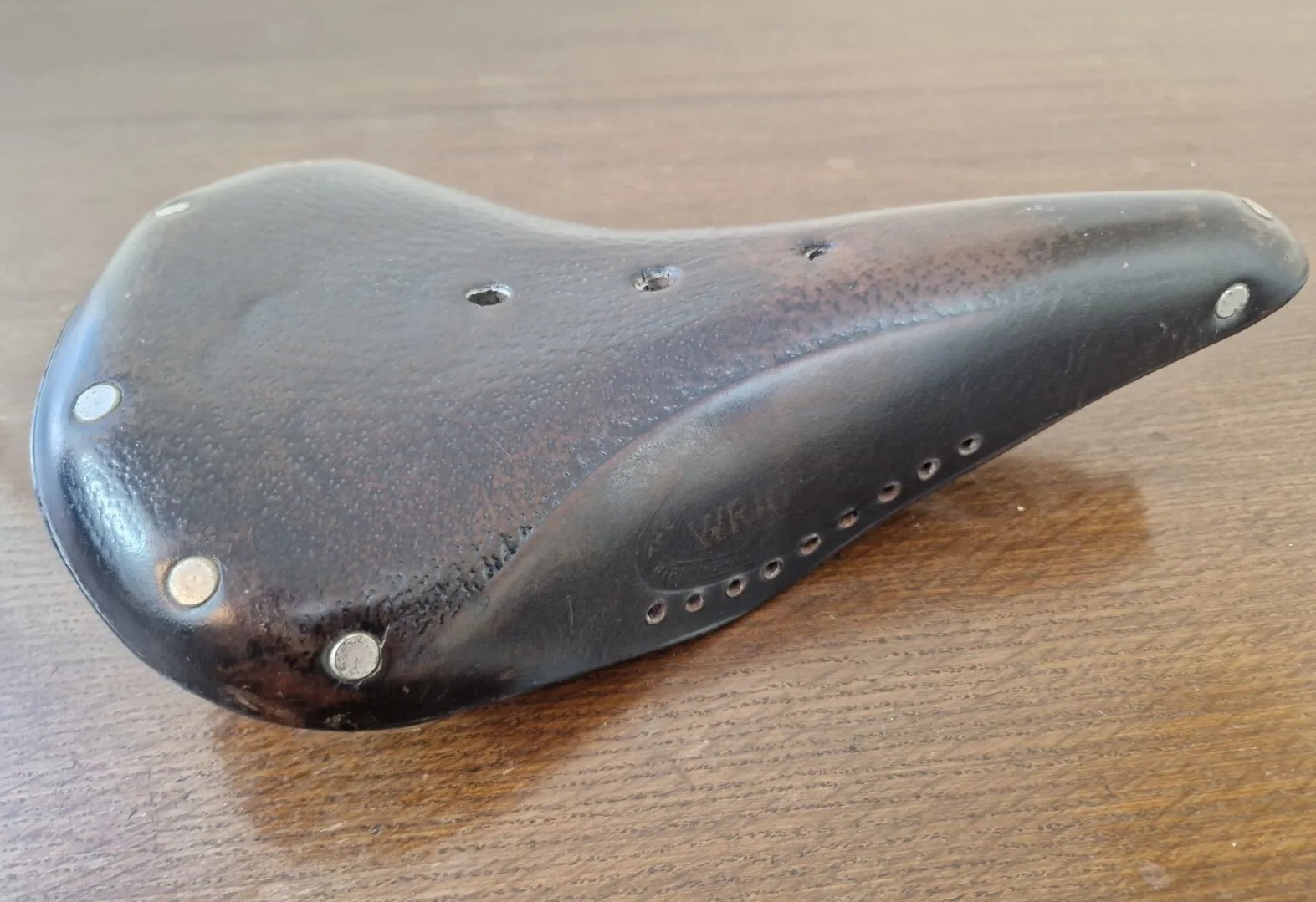 Vintage Leather Bike Saddle Wrights W3ST ( BROOKS ) Oval Badge 1978