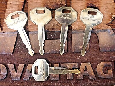 5 keys fits D100 E900 FITS Doosan Daewoo Heavy EquipmentIgnition Starter DH60 55