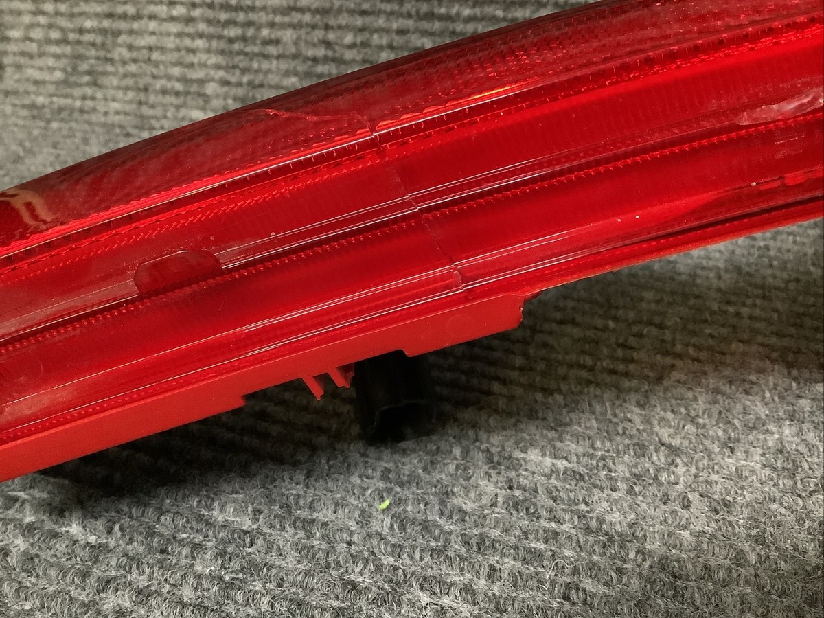 2021 2022 Hyundai Santa Fe Rear Right RH Lamp LED Reflector  