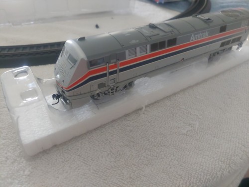 Nueva locomotora diésel Athearn P40 Amtrak escala HO #809.  91571 Entrega gratuita  | Zustand: New