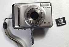 Fujifilm FinePix A600 6.3MP Digital Camera Silver - Tested Works