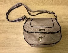 Mantaray Women's Crossbody Bag Mauve Purple Adjustable Strap Used