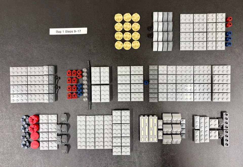 LEGO Star Wars UCS Death Star 10188 **Complete/Manual/All Minifigs/No Box** - Image 4 of 4