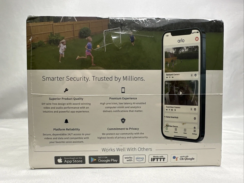 Arlo Pro 4 Spotlight Camera Security Bundle - 3x Wire-Free Cameras - NEW SEALED! - Image 4 of 4