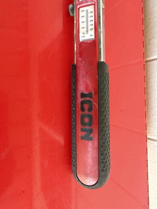 ICON 1/2 in. Drive, 40 to 250 ft-lb Professional Split Beam Torque Wrench