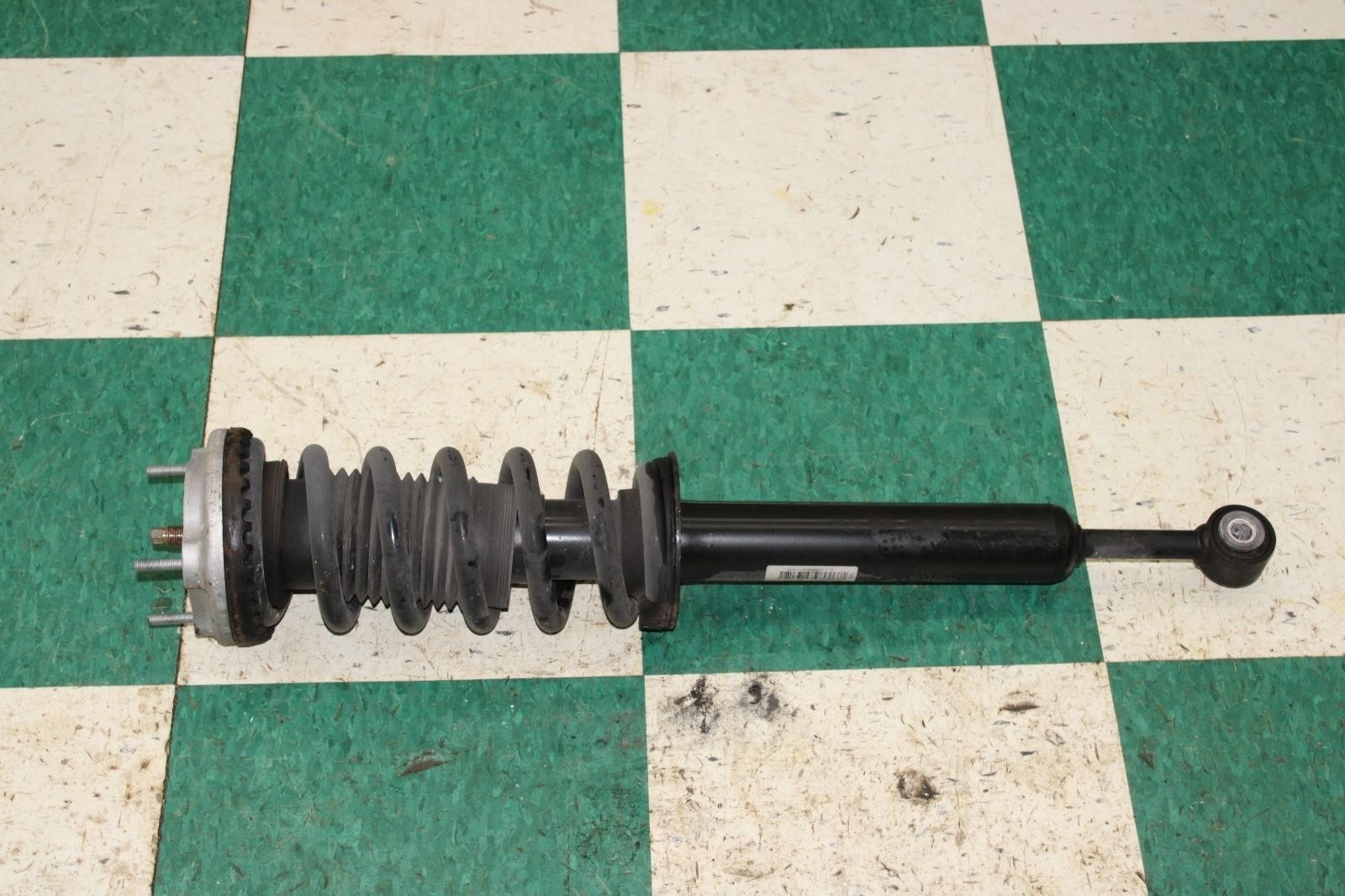 Maserati Ghibli 2014-2024 Front Right Shock absorber spring