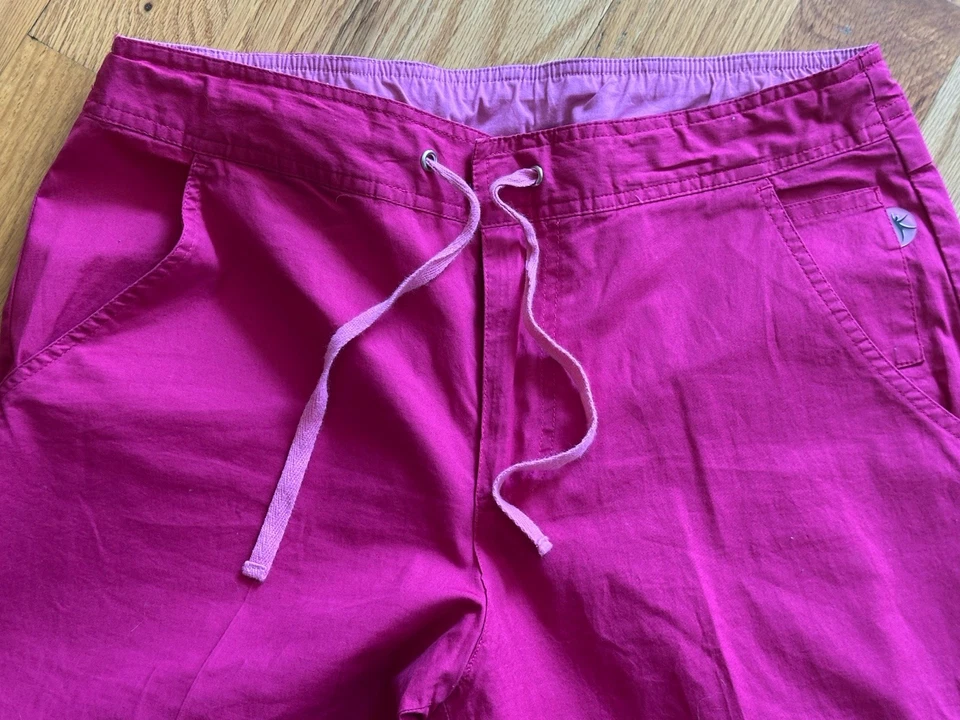 Danskin Woman’s Pink Cropped capri straight leg pants drawstring - Image 3 of 4