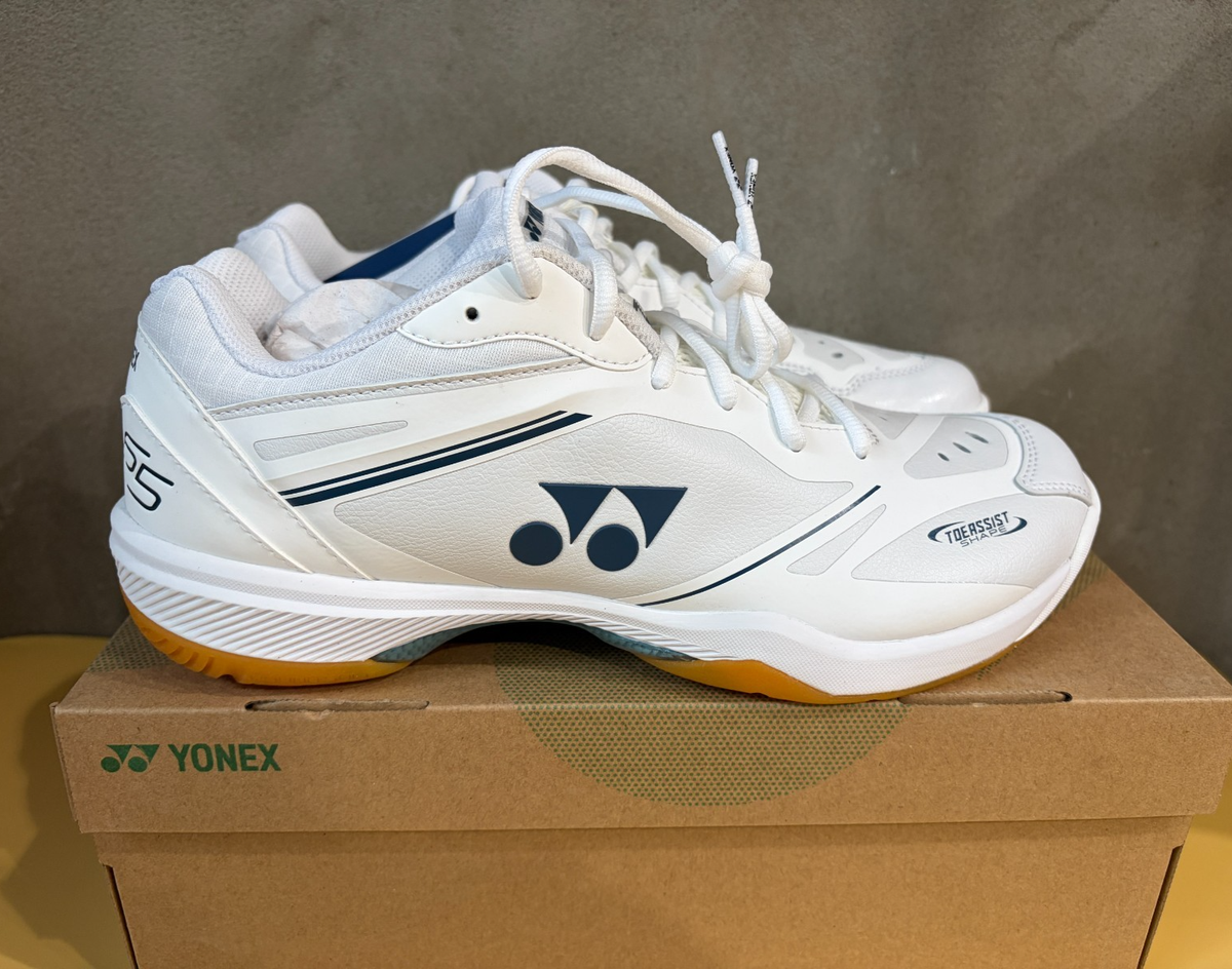 Yonex 2026 Power Cushion 65Z4 Men's Badminton Shoes Indoor Sports
