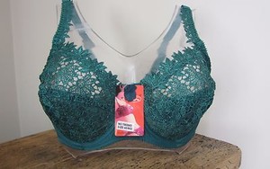 soutien gorge vert bouteille