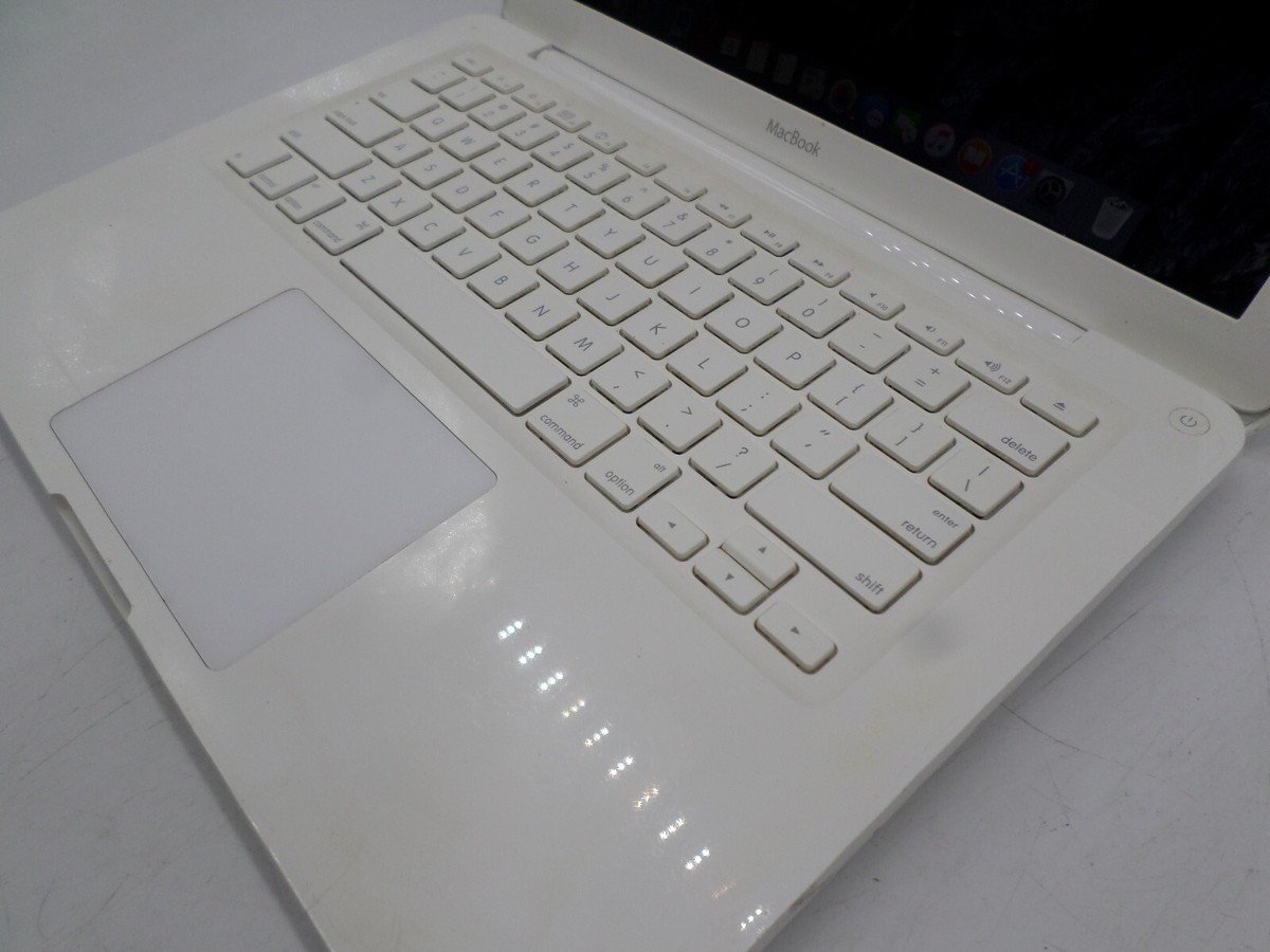 Apple MacBook Pro 2009 MC207LL/A- Yosemite, 256GB HDD, 4GB RAM