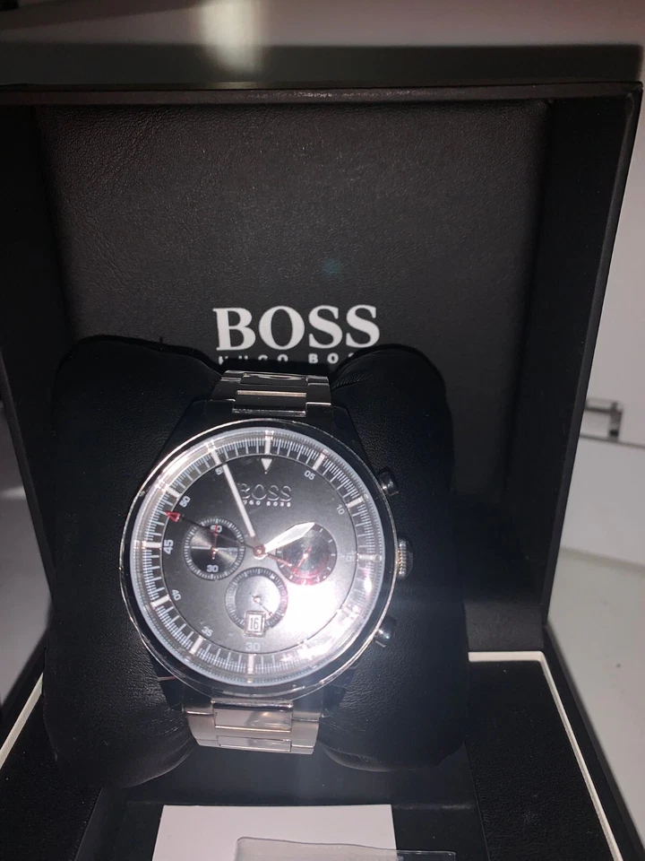 HUGO BOSS Hero Chronograph 43mm Edelstahlgehäuse mit Edelstahlarmband Armbanduhr - Bild 3 von 4