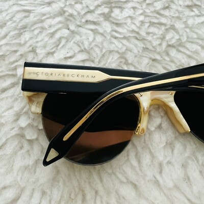 Victoria Beckham Italy CAT 3 VBS91 C8 E Dark Green Lens  display picture 1