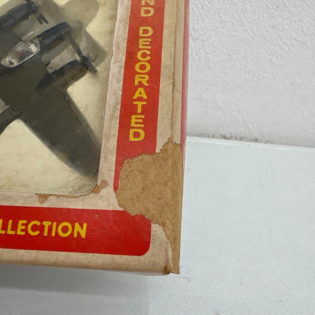 TOMY BACHMANN Mini-Planes LIGHTNING P-38 scale 1/160 Vintage