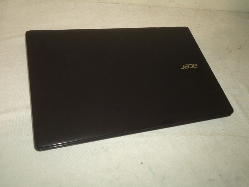 Acer Travelmate TM256 15.6" Wind 10 Laptop Core i3-4030u 12Gb Ram 500Gb Warranty - Image 3 of 4
