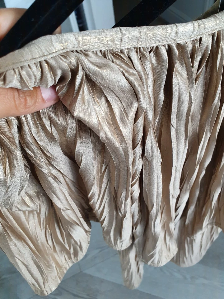 Topshop золото плиссированные красивые женщины платье размер Uk 8 Bnwt RRP £ 40 - Изображение 4 из 4