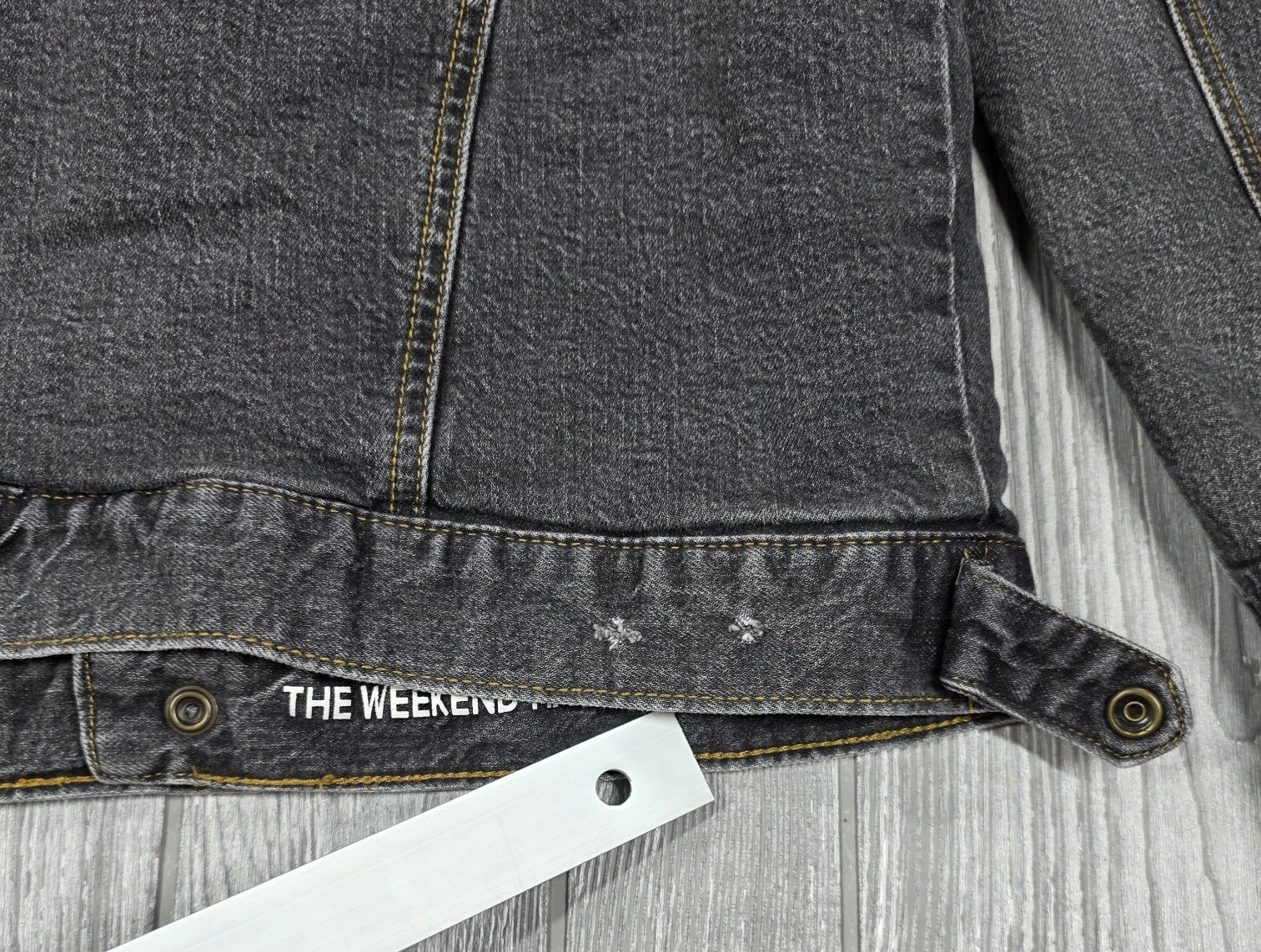 Chubbies Men's Fade Gray Denim Sherpa Black Lined Trucker Jacket Pockets Size M - product detail image 20