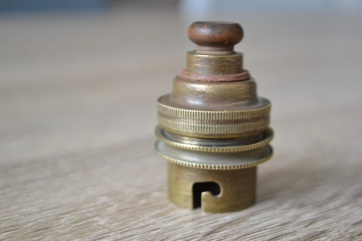 LOT DE DOUILLES inertes de l'Armée Française EUR 4,00 - FR