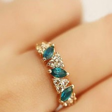 Emerald Flash Rhinestone Ring with Alloy Band for Daily Life Wedding Party