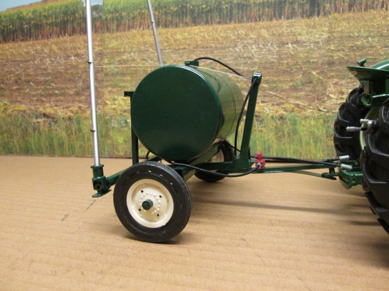 Oliver Pull type Sprayer 1/16 scale