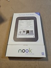 Barnes Noble Nook Simple Touch EBook Reader 6" Touchscreen Wi-Fi BNRV300 Great