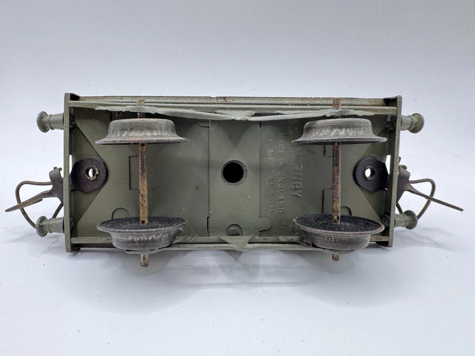 Meccano Hornby Series "Pool" Petrol Tanker O gauge Good Condition Grey Green - Image 4 of 4