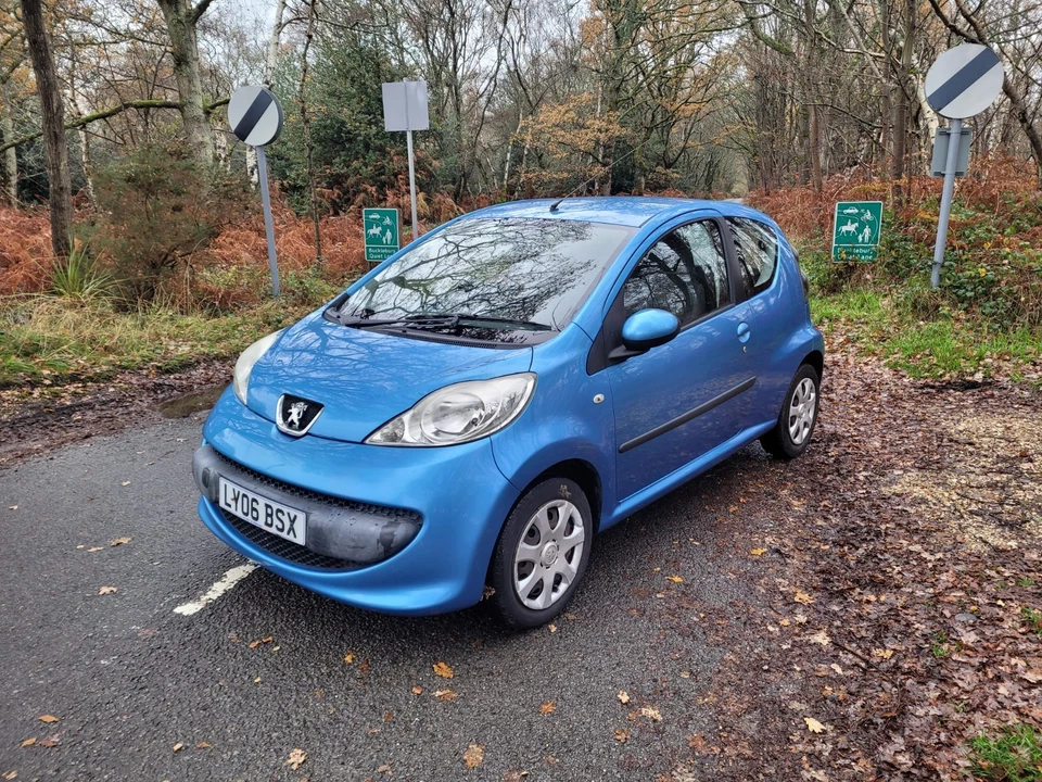 2006 PEUGEOT 107 URBAN 3 DOOR MANUAL, YEARS MOT FSH - Image 3 of 4