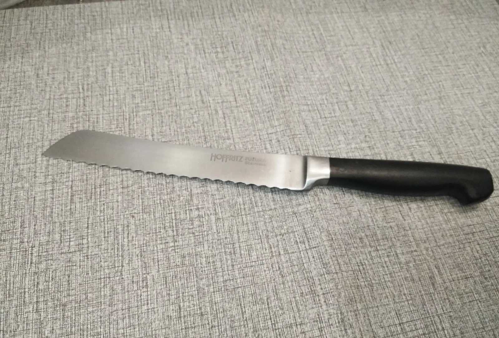 Hoffritz FUTURA Stainless 8" Blade Serrated Bread Knife Germany