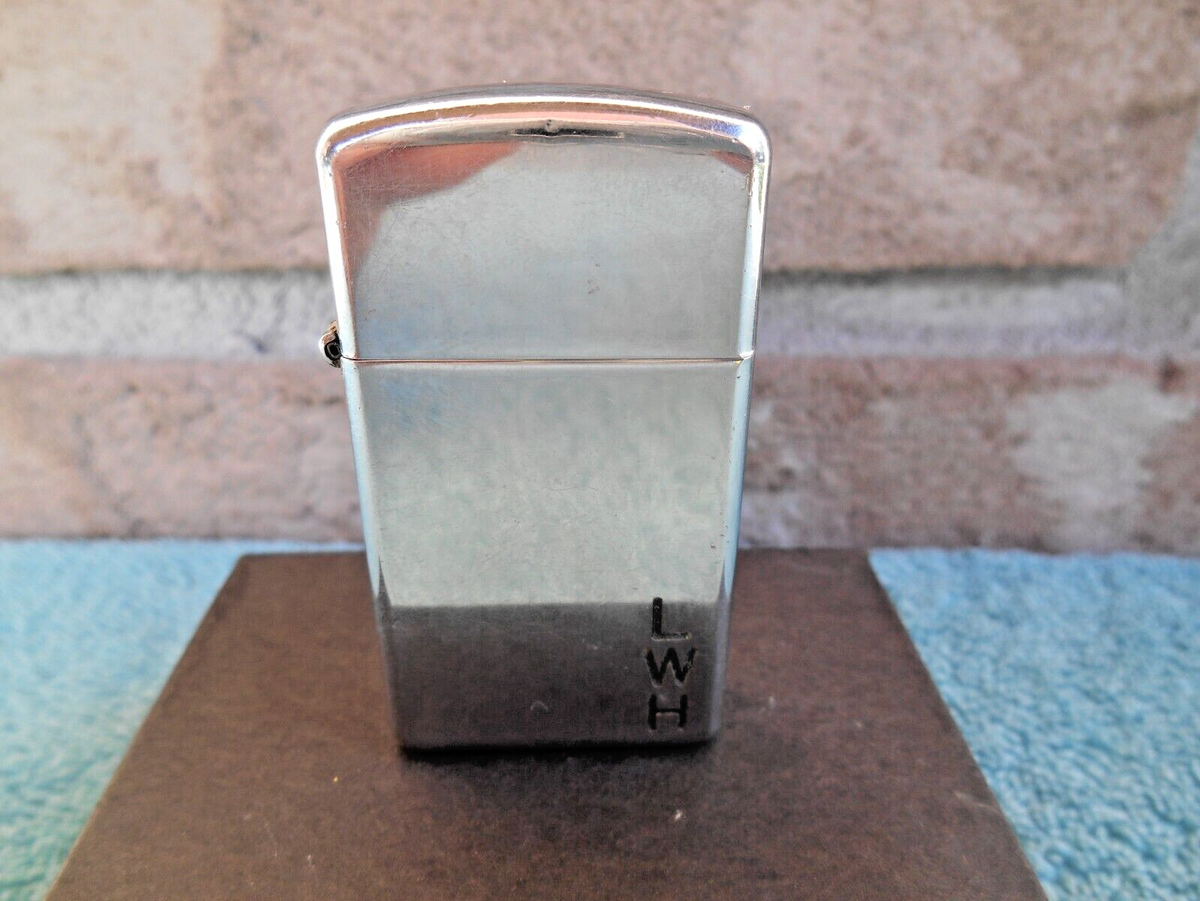 VINTAGE ZIPPO SLIM 1969 III-II CHROME CIGARETTE LIGHTER - ENGRAVED