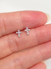 925 Sterling Silver Tiny Cz Cross Stud Earrings 5mm