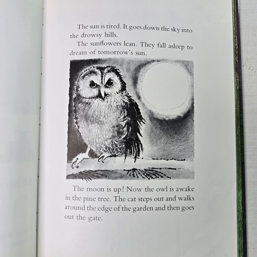 The Moon Jumpers By Janice May Udry Pictures by Maurice Sendak HC Picture Book - Picture 12 of 16