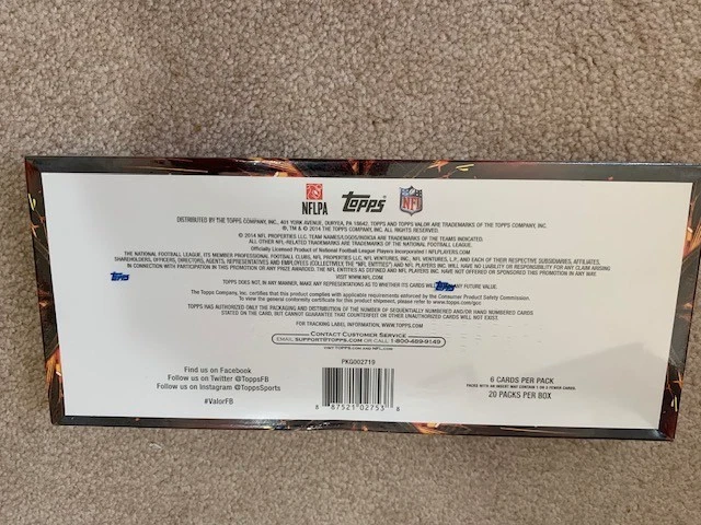 2014 Topps Valor Football Hobby box - Image 2 of 2