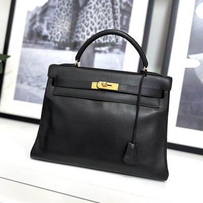Hermes Kelly 32 Ardennes Leather Black Gold Hardware Used
