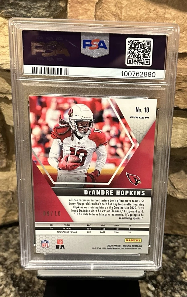 2020 Panini Mosaic DeAndre Hopkins #10 No Huddle Gold Prizm /10 PSA 10 - Image 2 of 2