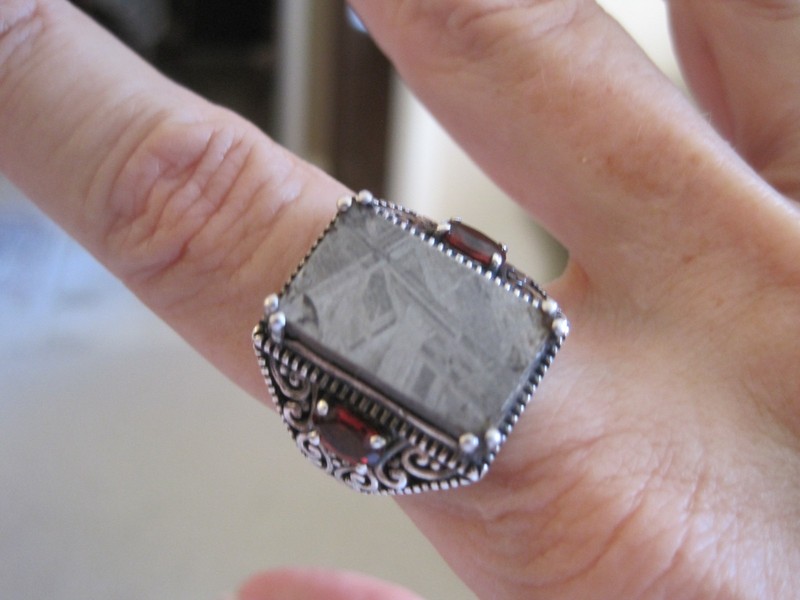 STS MUONIONALUSTA METEORITE GARNET STERLING RING