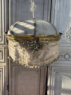 Atemberaubender antiker französischer Ciel de lit Corona Bettbehang Messing Original Stoff P+P