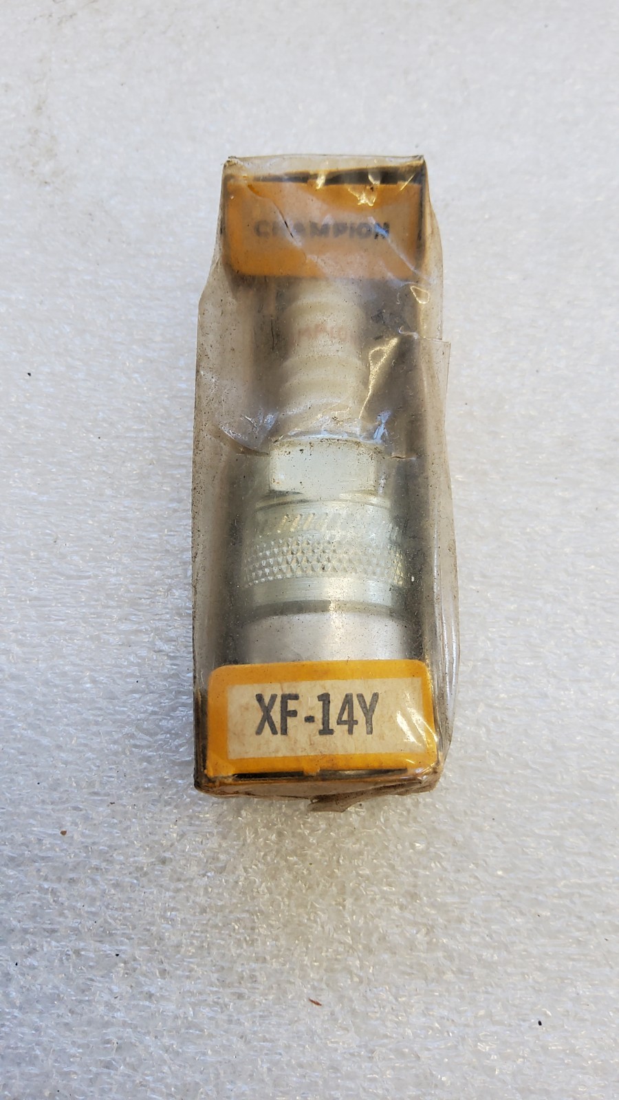 NOS vintage champion XF-14Y xf14y spark plug Ford