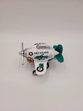 SEE VIDEO Toysmith Pull Back Sky Shark Propeller Plane Diecast Toy White Green