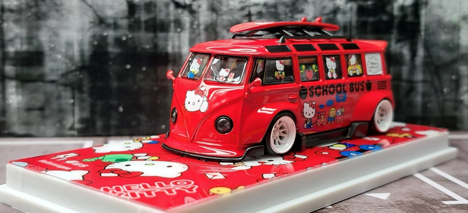 1:64 Diecast Volkswagen T1 Bus Van Kombi Livery Widebody Model Car