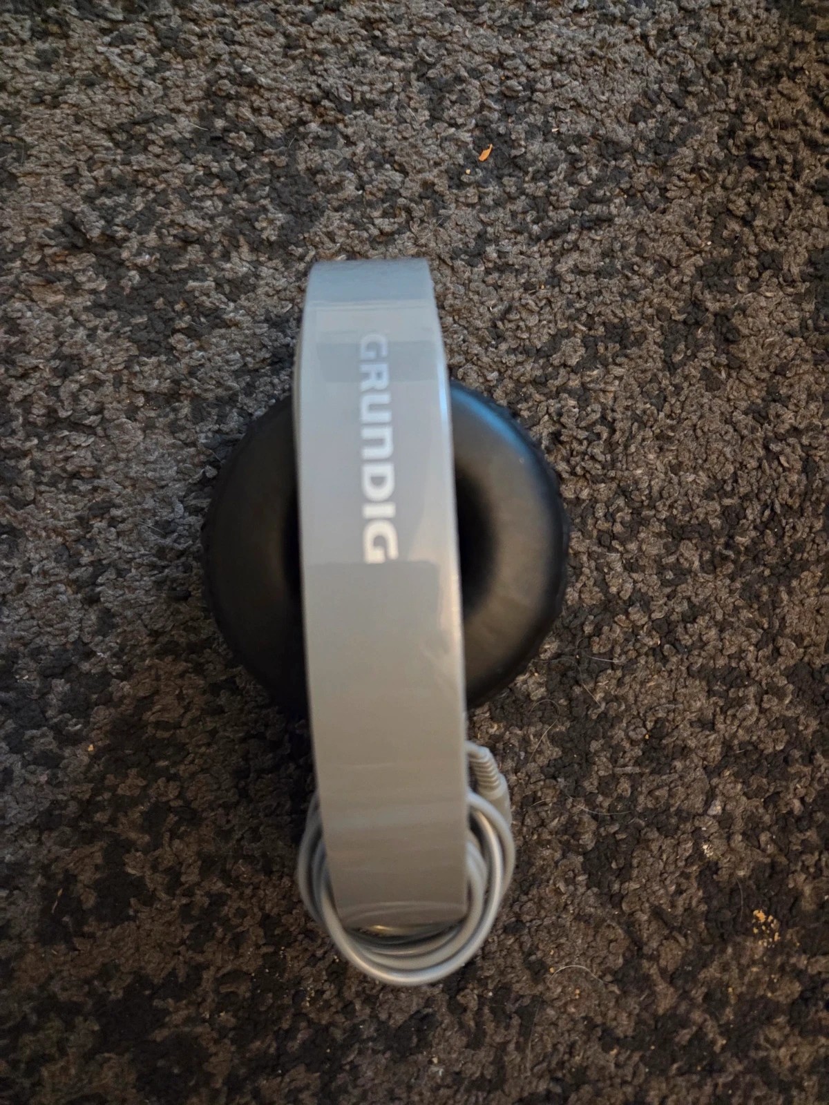 Cuffie con cavo Grundig – Pieghevoli – Colore Grigio/Bianco