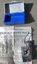 AUTOKNIPS ll MECHANICAL SELF TIMER IN THE BOX W INSTRUCTIONS WORKS VERY CLEAN