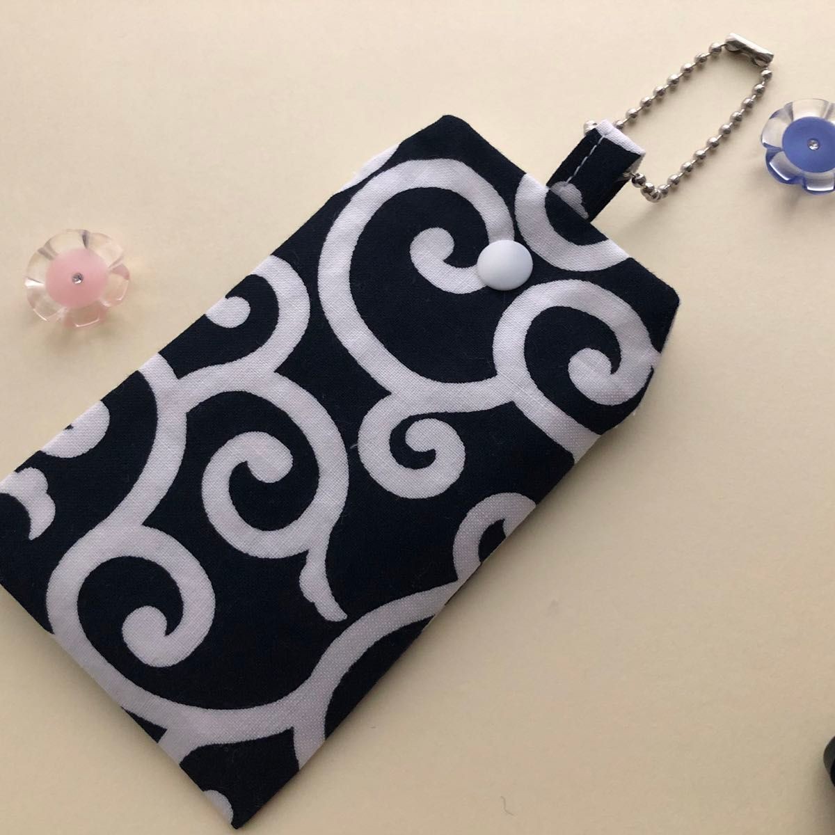 Arabesque pattern amulet case amulet bag smart key - image 2