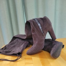 Over The Knee Length Brown Suede High Heeled Boots. 3.5" heel. US Size 10