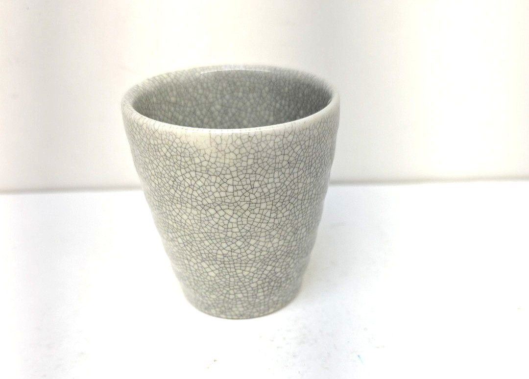 Crackle Glaze Japanese Tea Cup (Crazing)